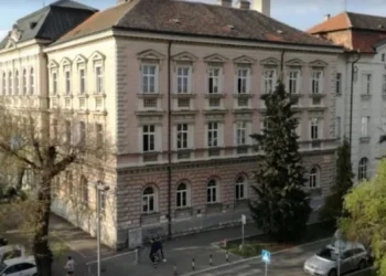 IZVOR: 24SEDAM, FOTO: PRINTSCREEN/GOOGLE MAPS SVI ĐACI ZEMUNSKE GIMNAZIJE OD SADA MORAJU DA IMAJU IDENTIFIKACIONU KARTICU KAKO