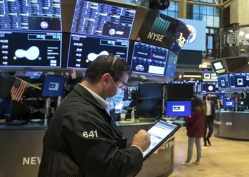 IZVOR: INFORMER.RS/INDEX.HR, FOTO: TANJUG AP/COURTNEY CROW/NEW YORK STOCK EXCHANGE VIA AP