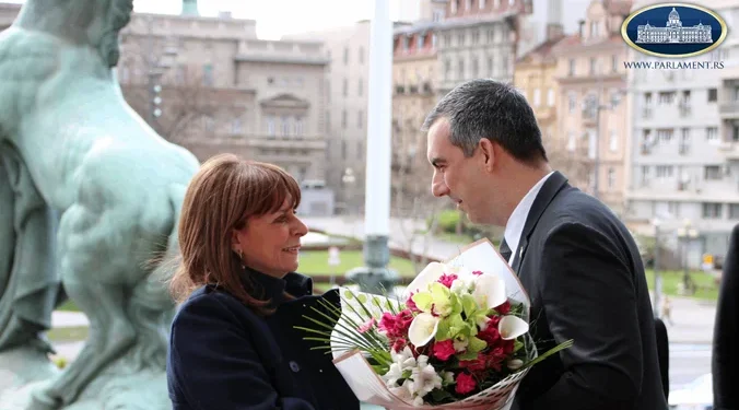 IZVOR: PINK.RS / FOTO: NARODNA SKUPŠTINA/ KABINET PREDSEDNIKA