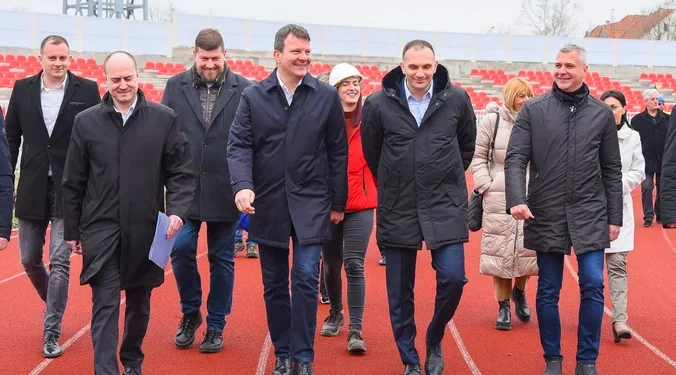 IZVOR: TANJUG, FOTO: TANJUG/VLADA AP VOJVODINE/ ANDREJ PAP