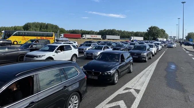 IZVOR: ALO.RS, FOTO: TANJUG/ALEKSANDRA ORLIĆ