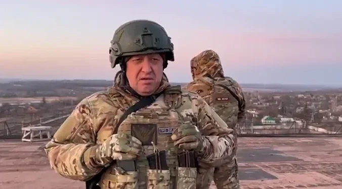 IZVOR: PINK.RS, FOTO: PRINTSCREEN TWITTER