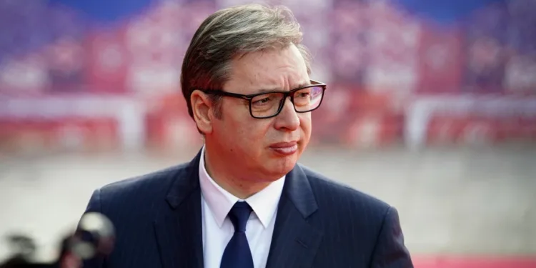 Vučić učestvuje na Pariskom mirovnom forumu