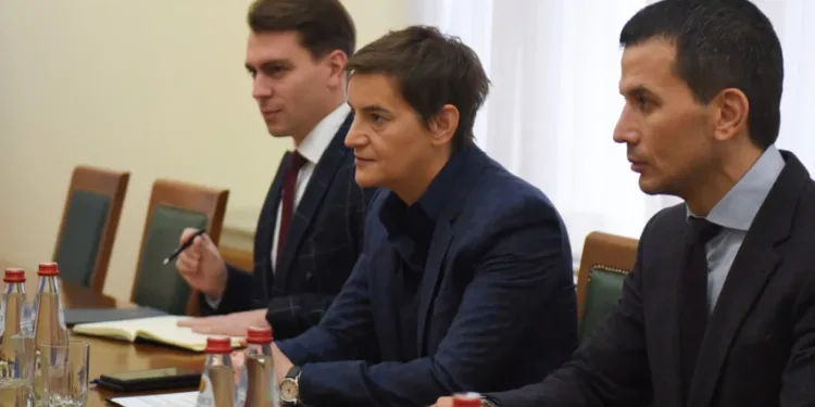 Brnabić u razgovoru sa Bratuom i Hilom o unapređenju položaja manjina