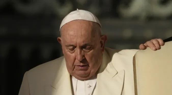 Papa Franja poziva na ukidanje fosilnih goriva na konferenciji COP28
