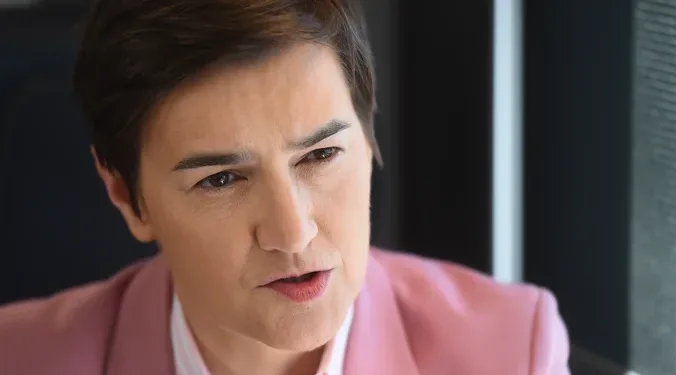 Ana Brnabić Oštro Kritikuje Opoziciju: Kampanja Bez Planova i Ideologije