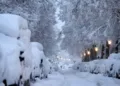 Sneg parališe delove Evrope: Otkazani letovi, saobraćajni kolapsi i prekidi struje