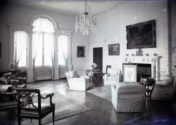Na fotografiji: Delo Nikole Pusena na zidu Belog dvora 1936. godine/Galerija Matice srpske
