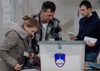 Foto: Tanjug (AP Photo/Darko Bandic)