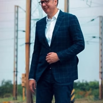 cropped-vucic-des.avif