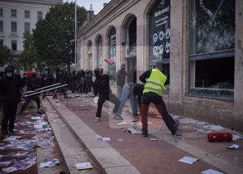 Foto: Tanjug/AP Photo/Laurent Cipriani