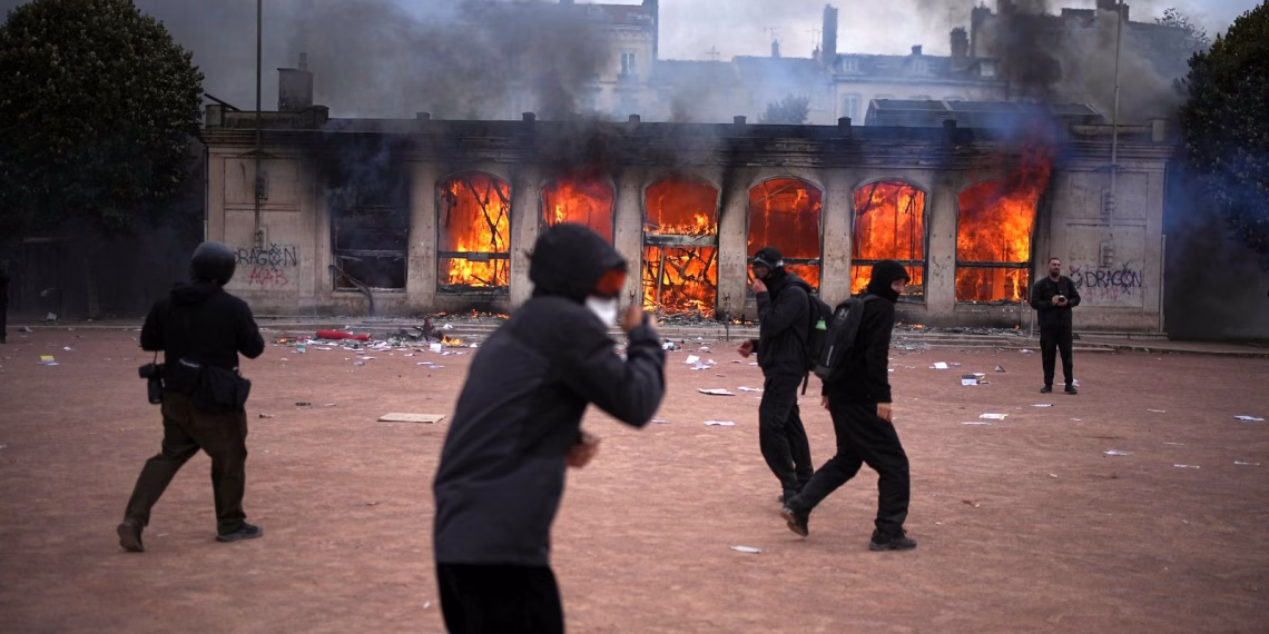 Foto: Tanjug/AP/Laurent Cipriani